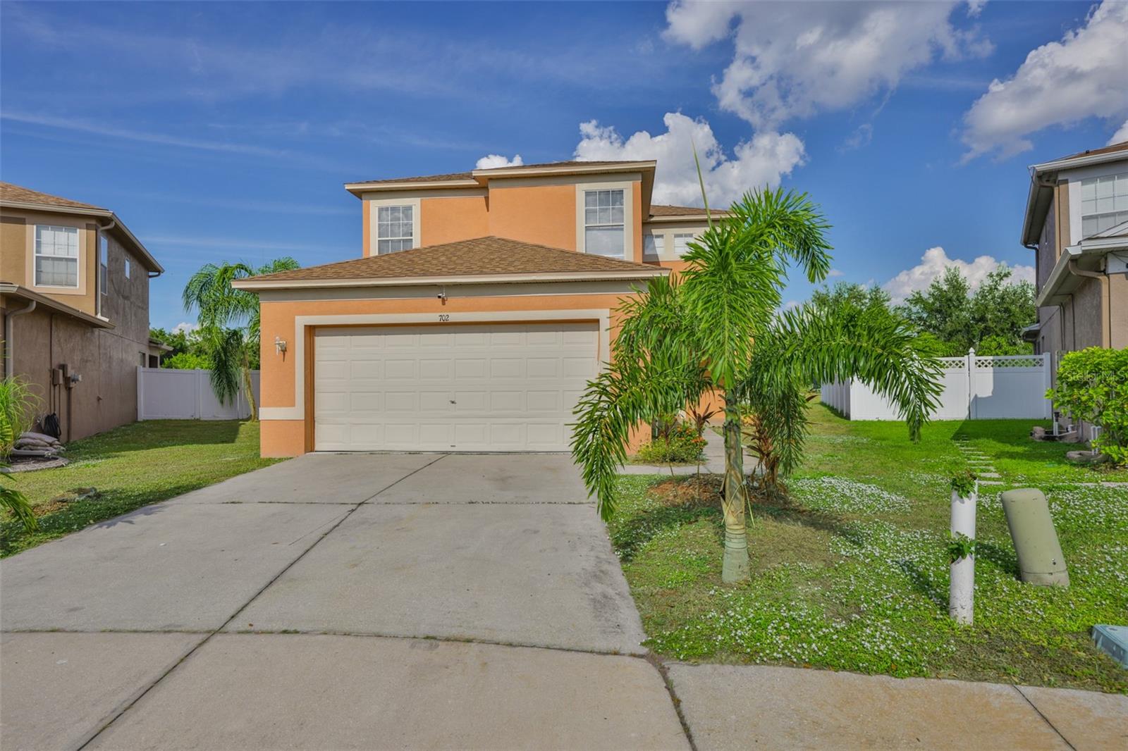 WELLINGTON NORTH AT BAY PARK - Residential