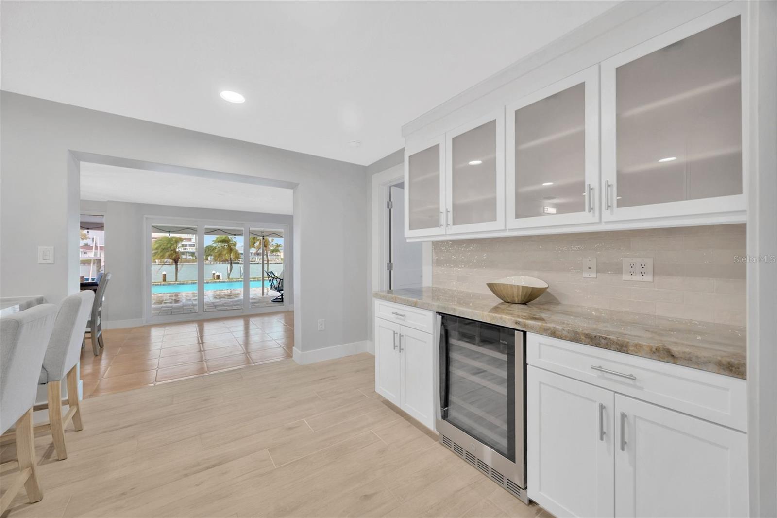 THREE PALMS POINT - Residential