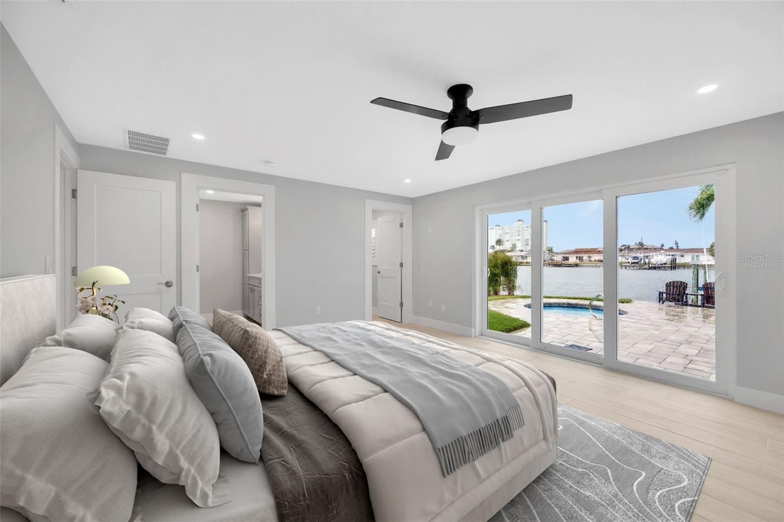 THREE PALMS POINT - Residential