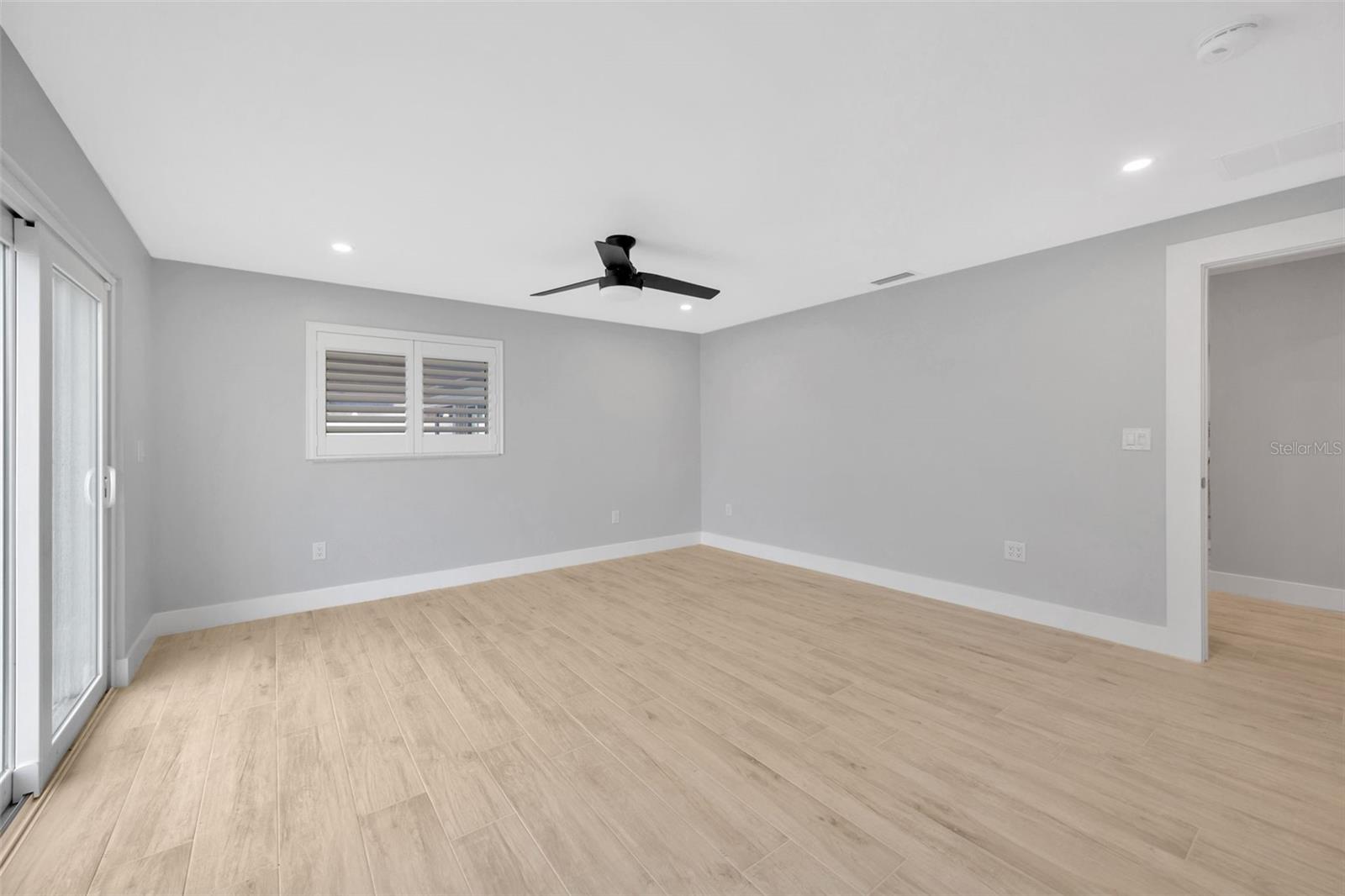 THREE PALMS POINT - Residential