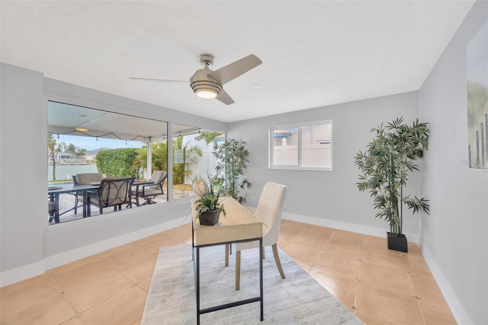 THREE PALMS POINT - Residential