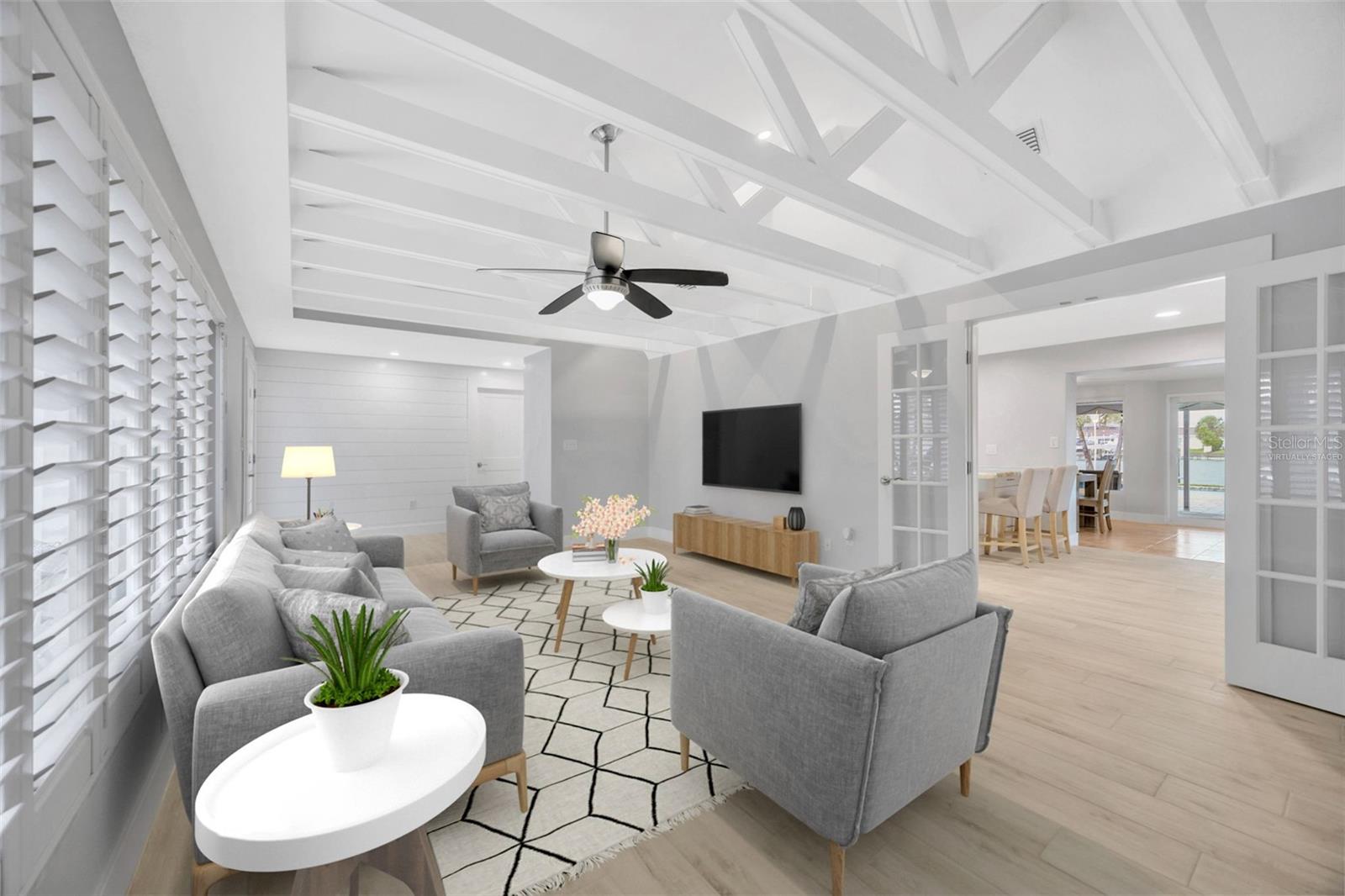 THREE PALMS POINT - Residential