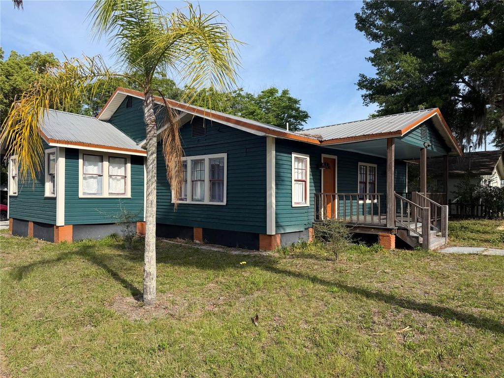 Photo of 318 S Clake Street, Deland, FL 32720 (MLS # V4947850)