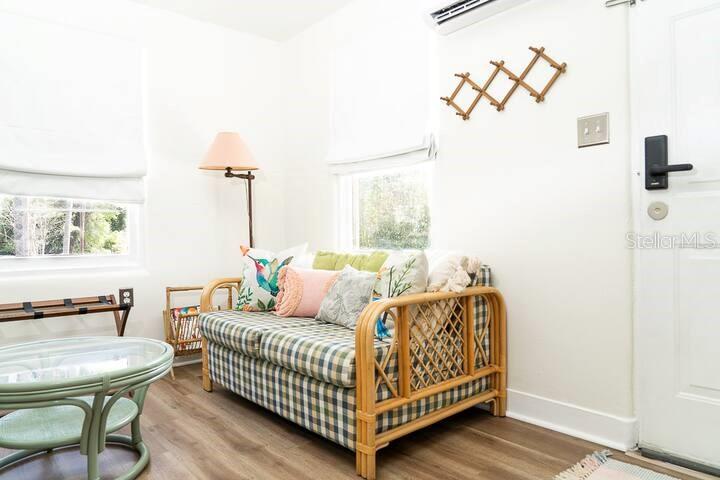 CLAKES BLK 14 HOWRYS ADD DELAND - Residential Income