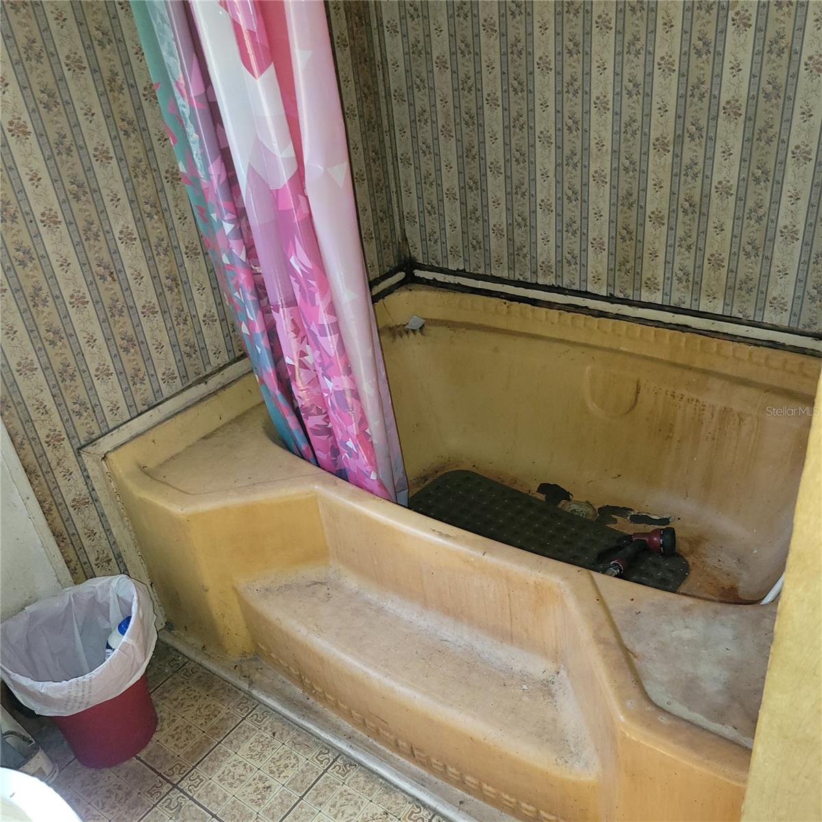 001062 - JO BEA ESTATES - Residential