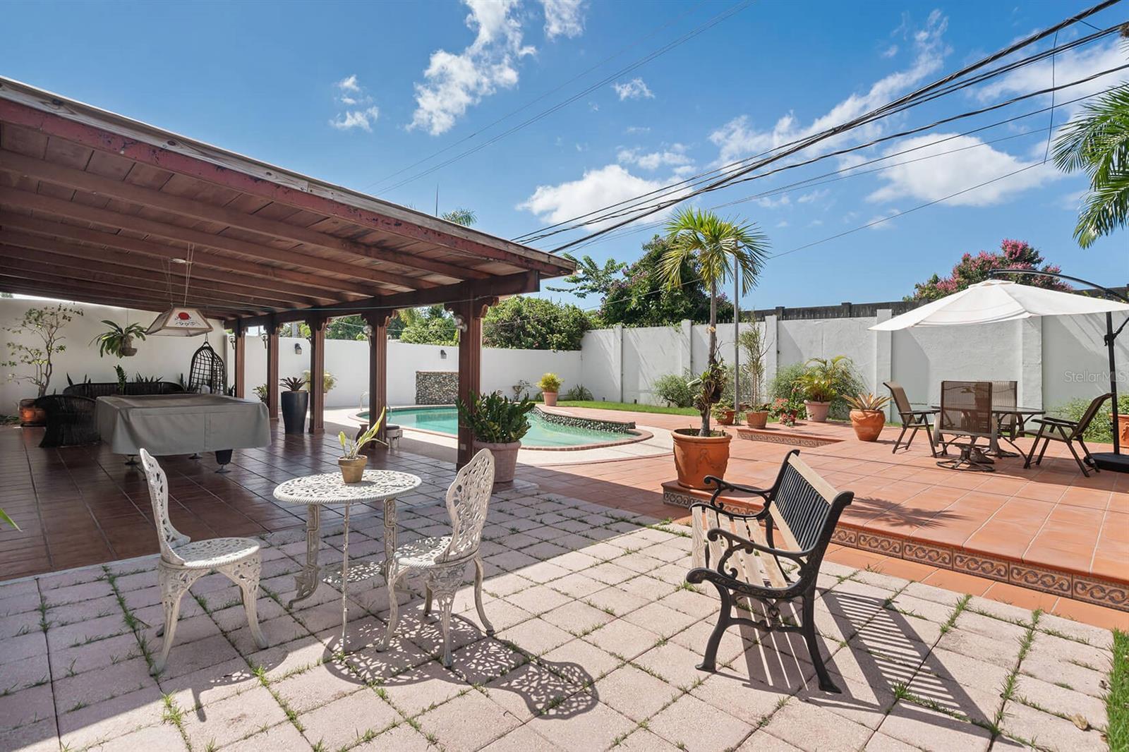 URBANIZACION TORRIMAR - Residential
