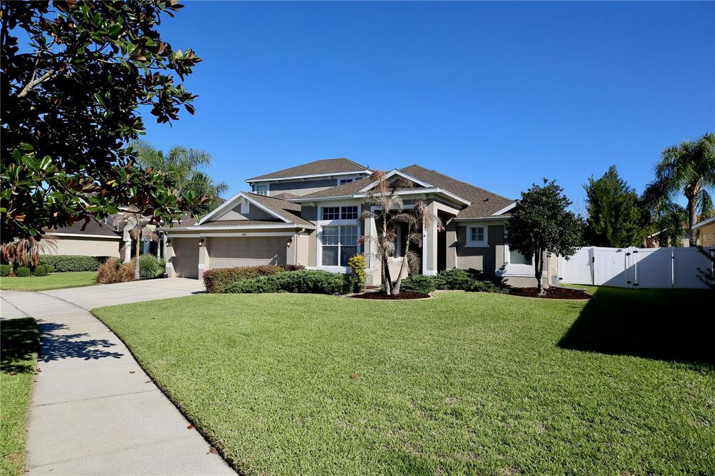 Photo of 2410 Tea Olive Terrace, Valrico, FL 33594 (MLS # TB8492220)