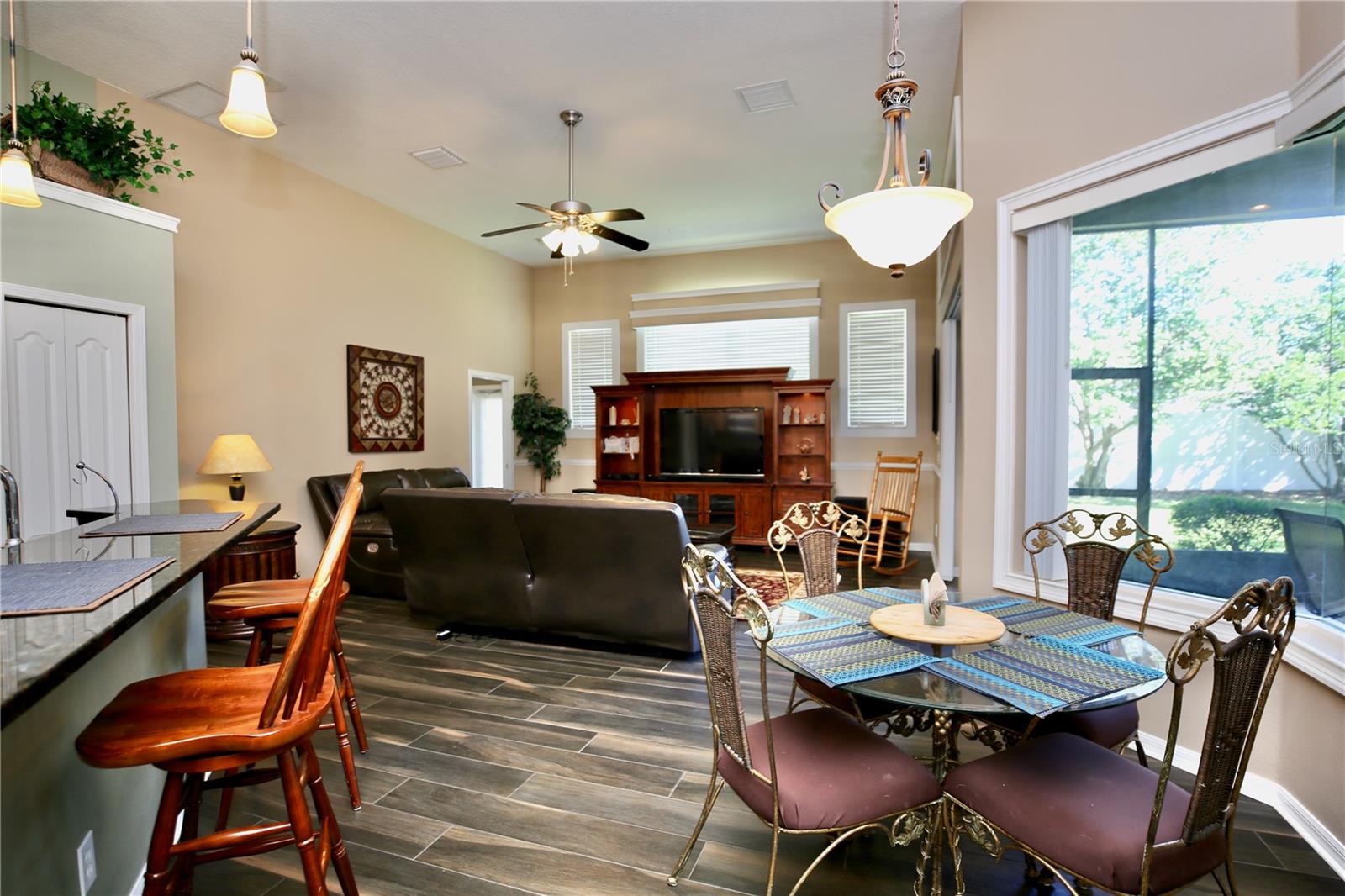 ARISTA - Residential