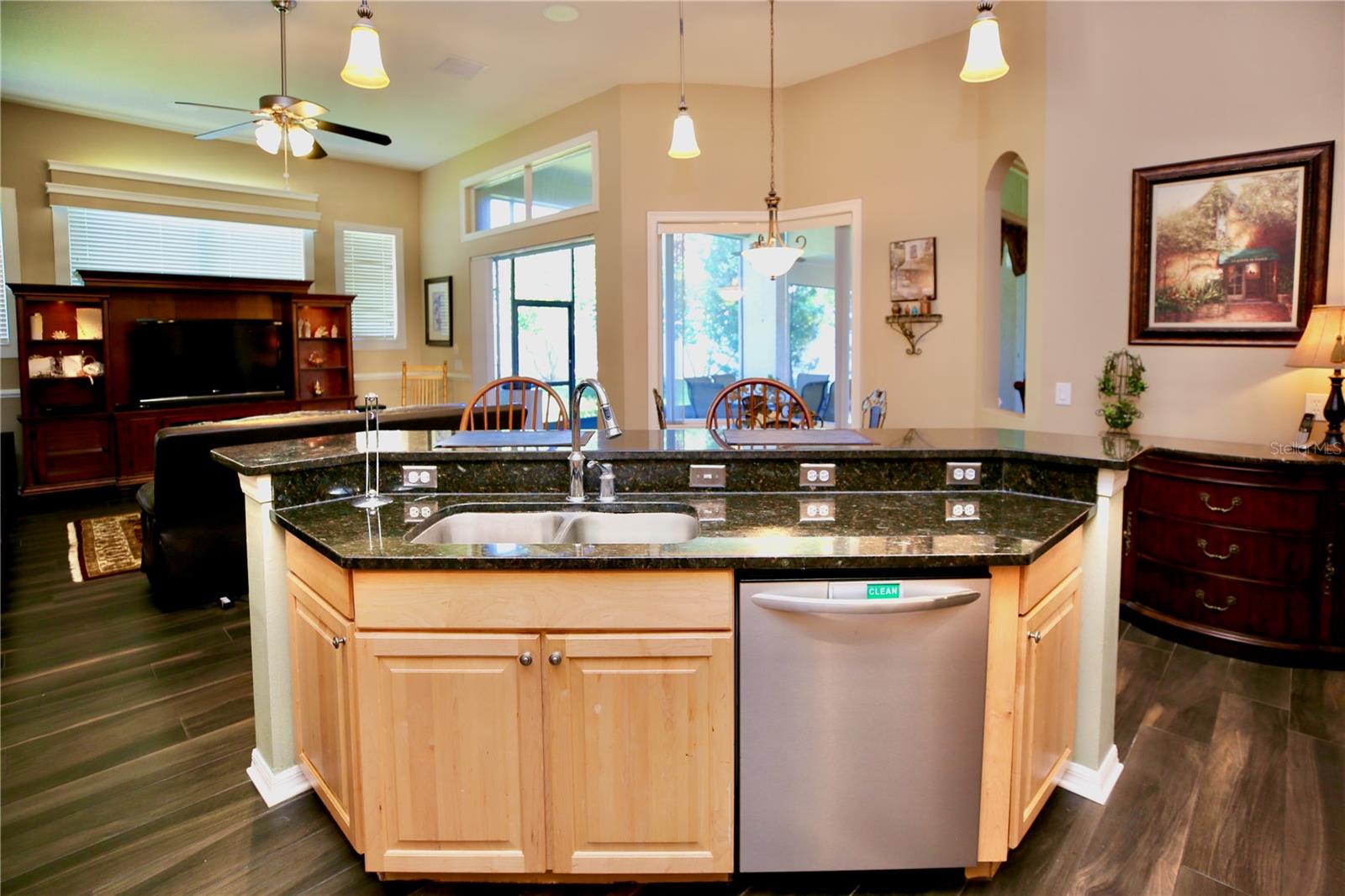 ARISTA - Residential