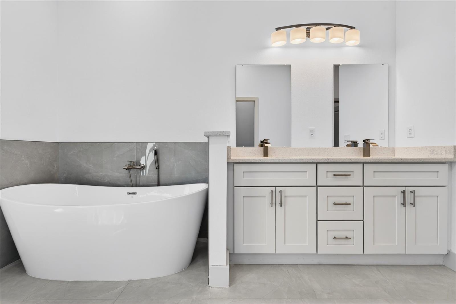 PORT CHARLOTTE SUB 07 - Residential