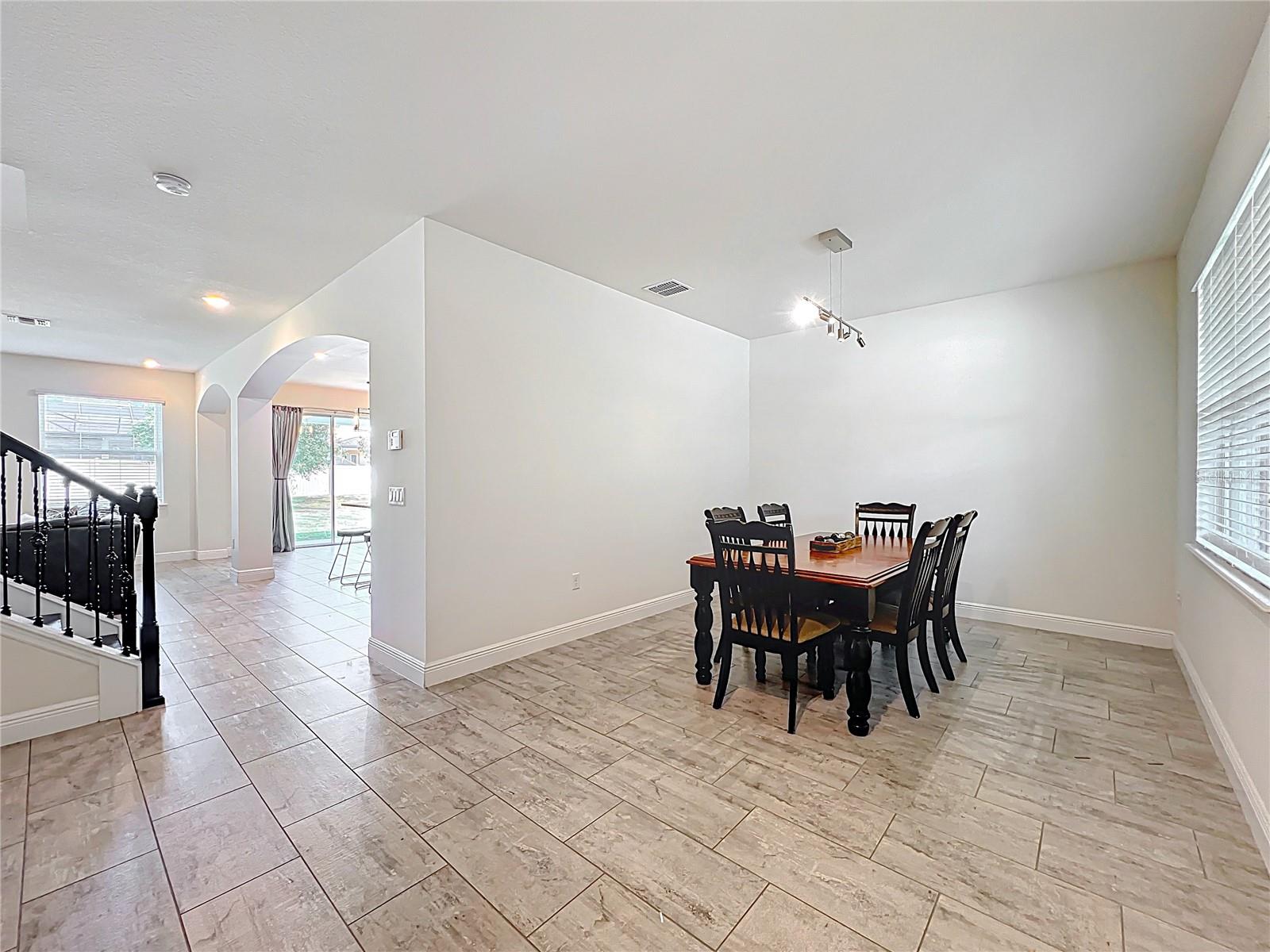 3184 PINENUT DRIVE
