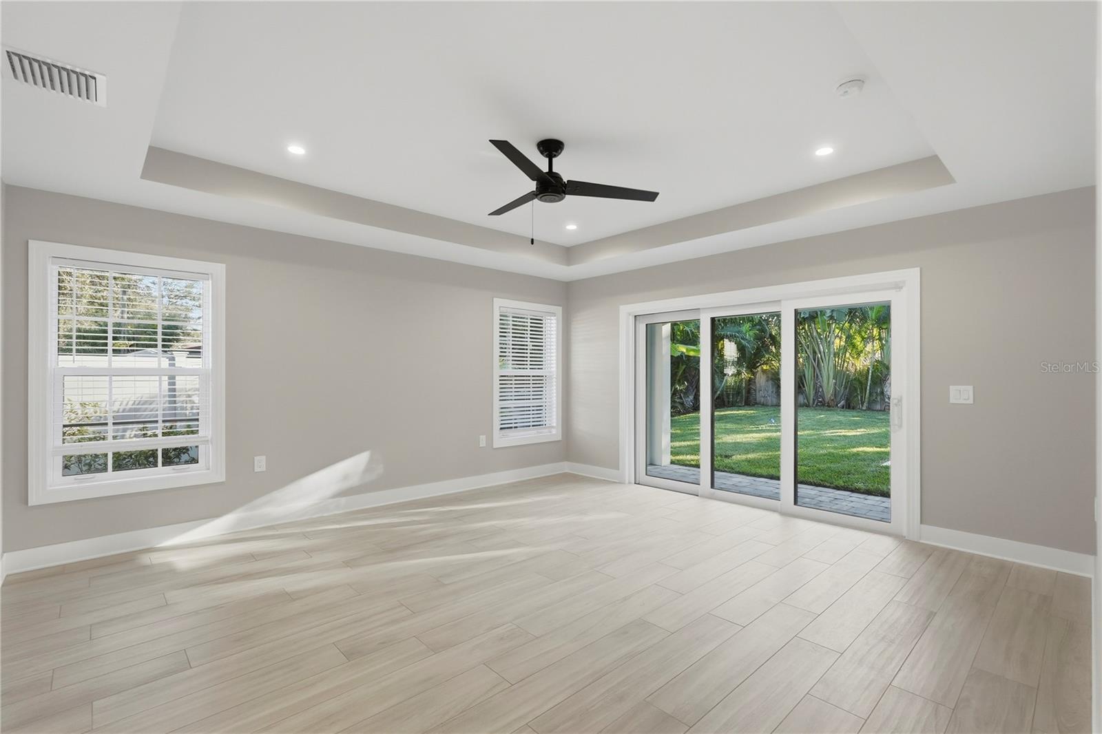 SNELL ISLE BRIGHTWATERS SEC 2 - Residential