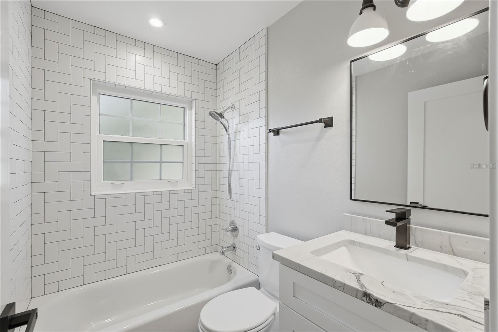 SNELL ISLE BRIGHTWATERS SEC 2 - Residential