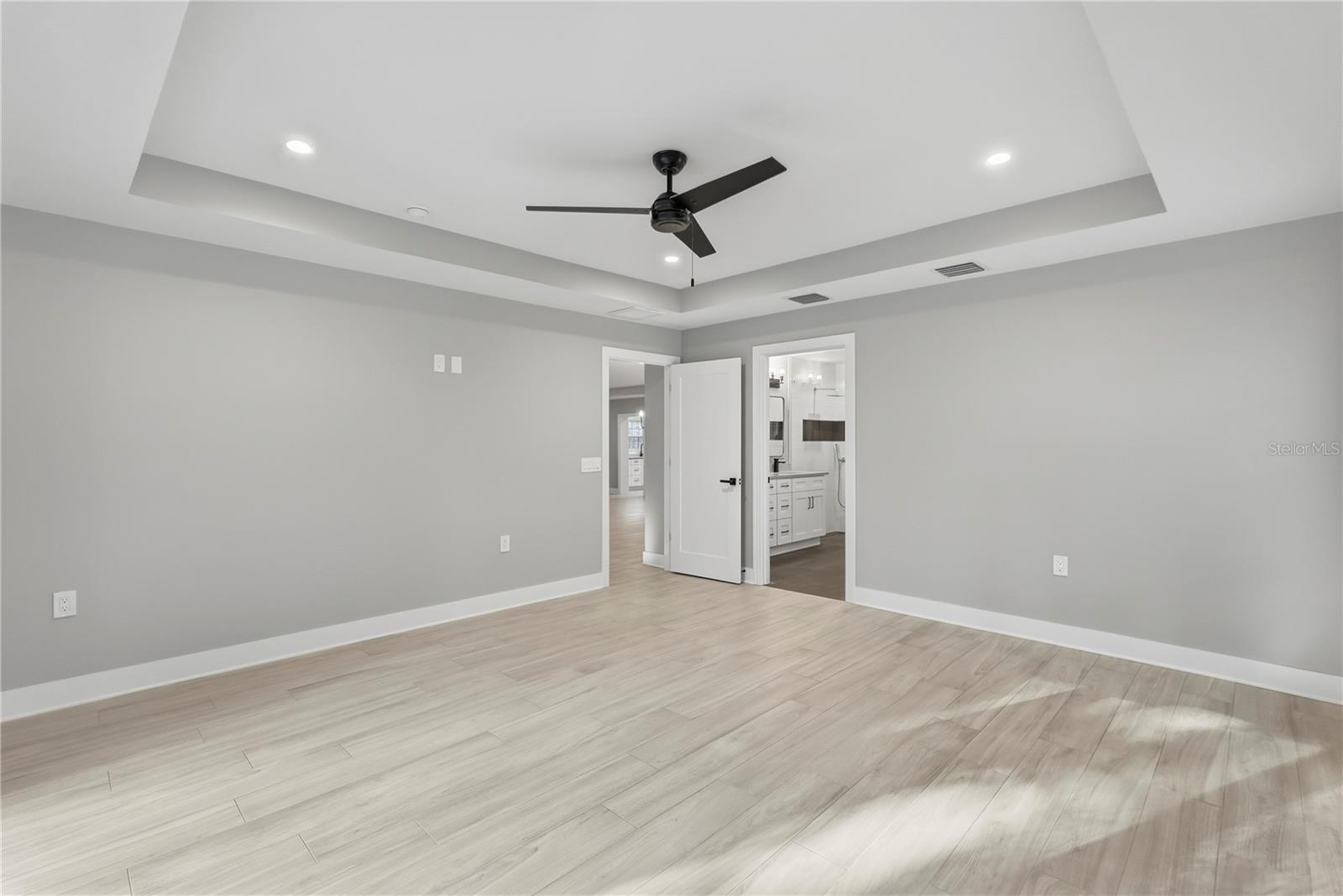 SNELL ISLE BRIGHTWATERS SEC 2 - Residential