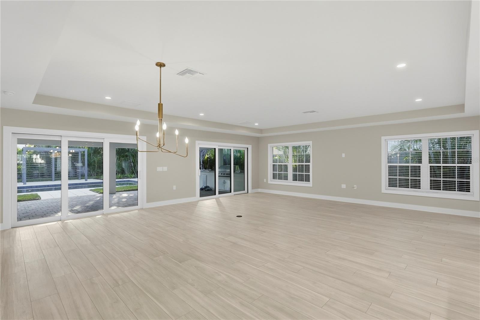 SNELL ISLE BRIGHTWATERS SEC 2 - Residential