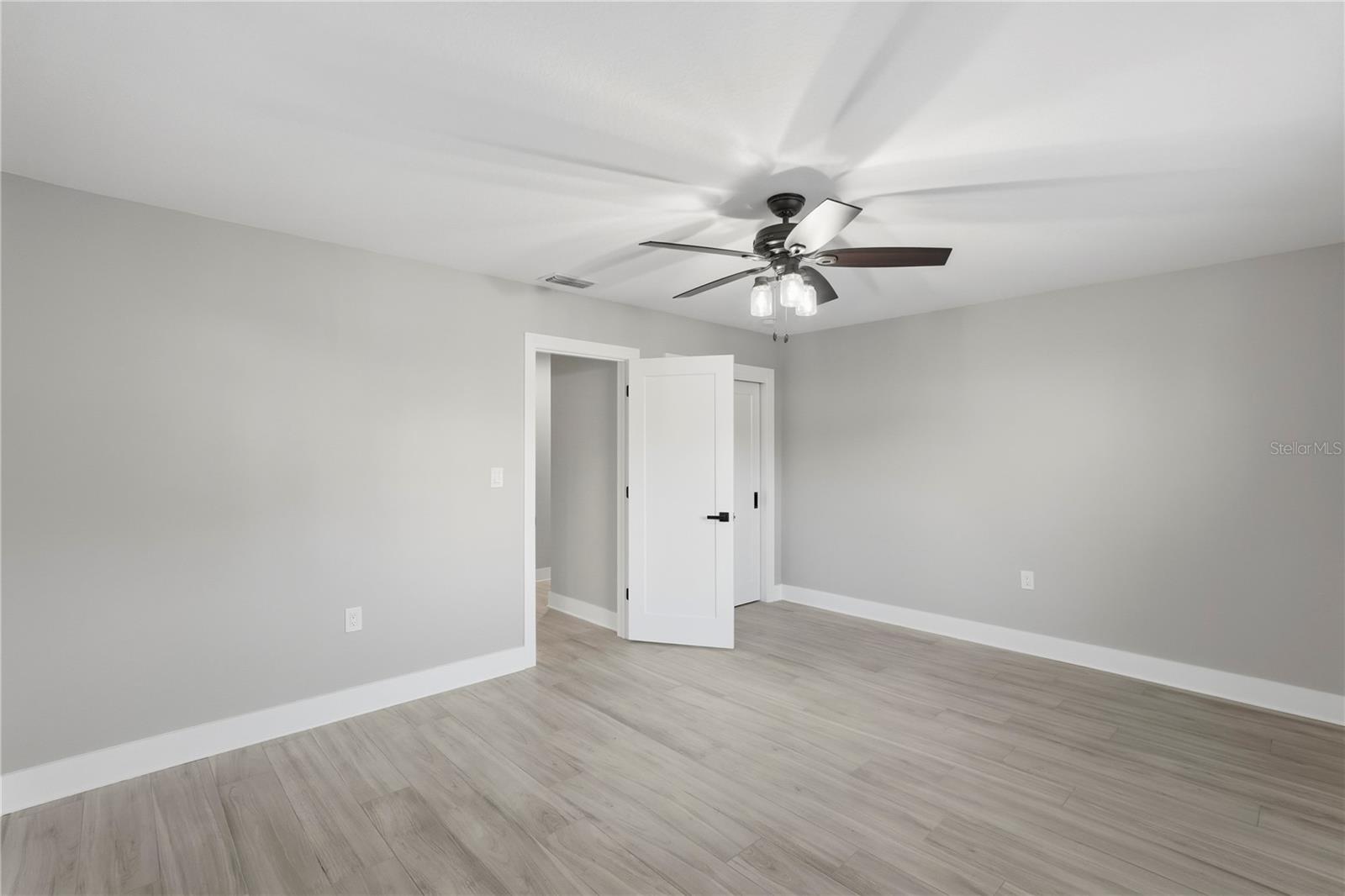 SNELL ISLE BRIGHTWATERS SEC 2 - Residential