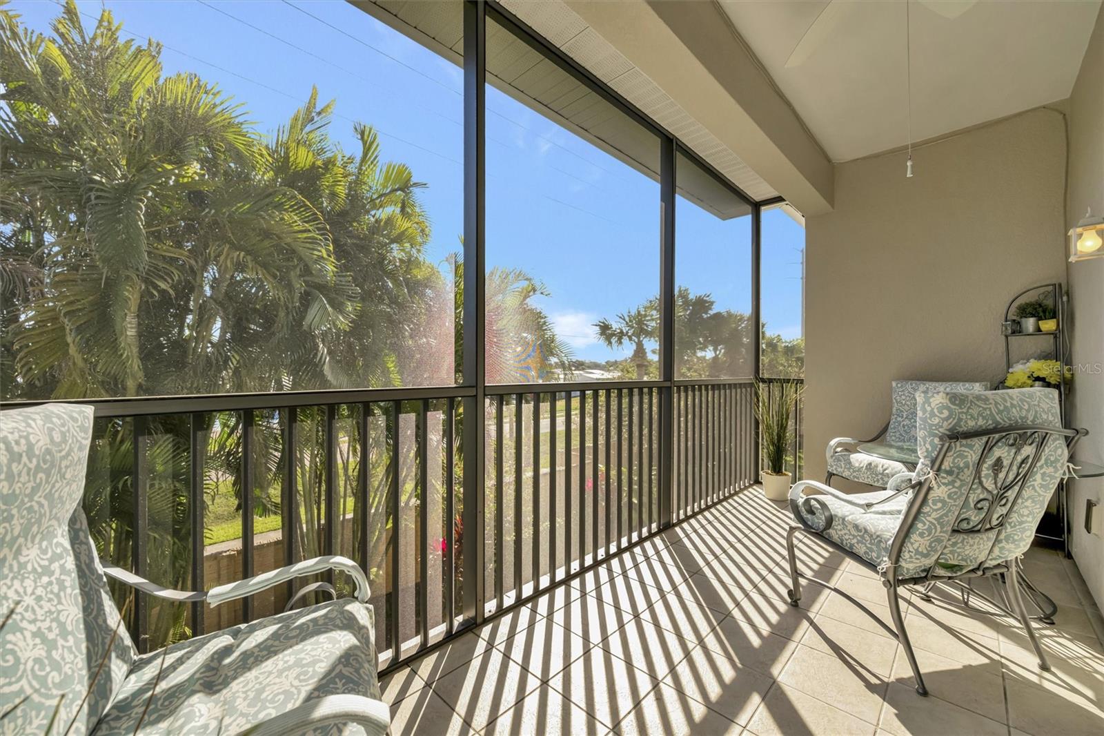 PALMA SOLA TRACE - Residential