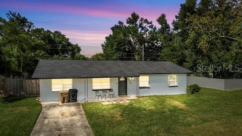Photo of 2709 SW 16th Place, Ocala, FL 34474 (MLS # O6347716)