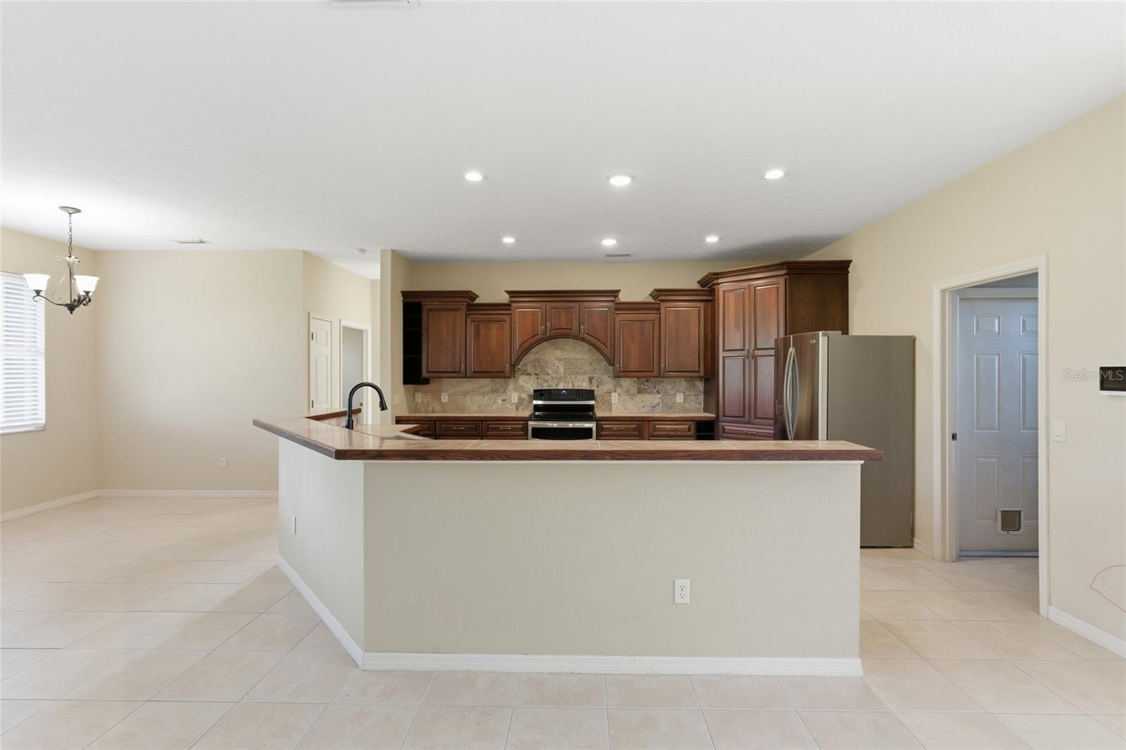 ROTONDA SANDS - Residential