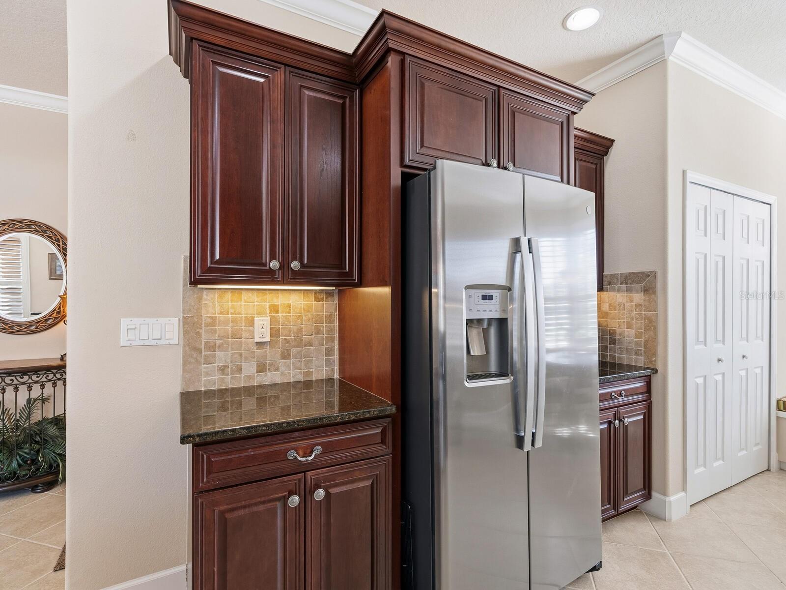 VENETIAN FALLS PH 2 - Residential