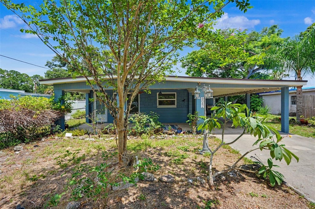 Photo of 8042 91st Terrace, Seminole, FL 33777 (MLS # TB8527759)