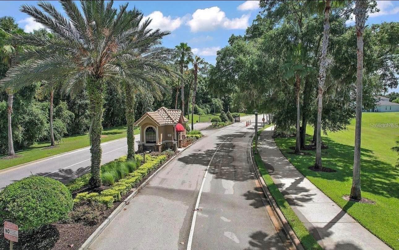 STONEYBROOK HILLS - Residential Lease