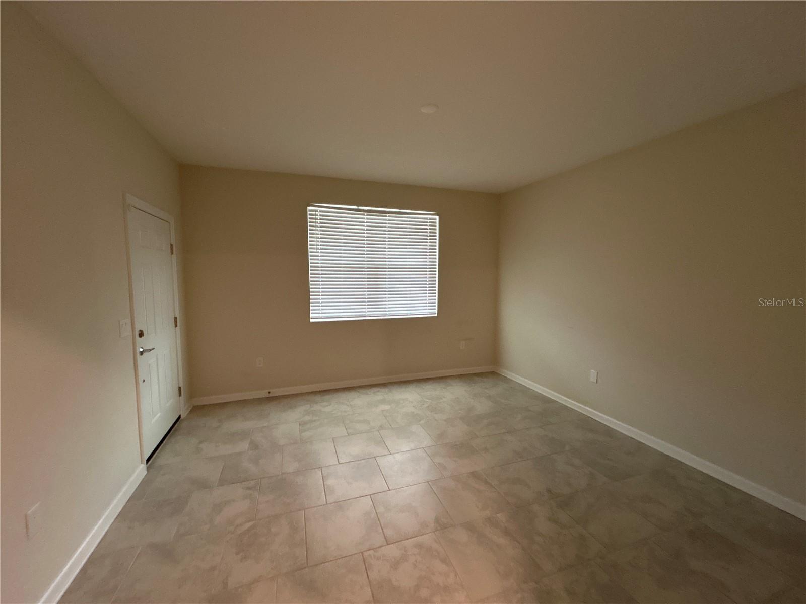 STONEYBROOK HILLS - Residential Lease