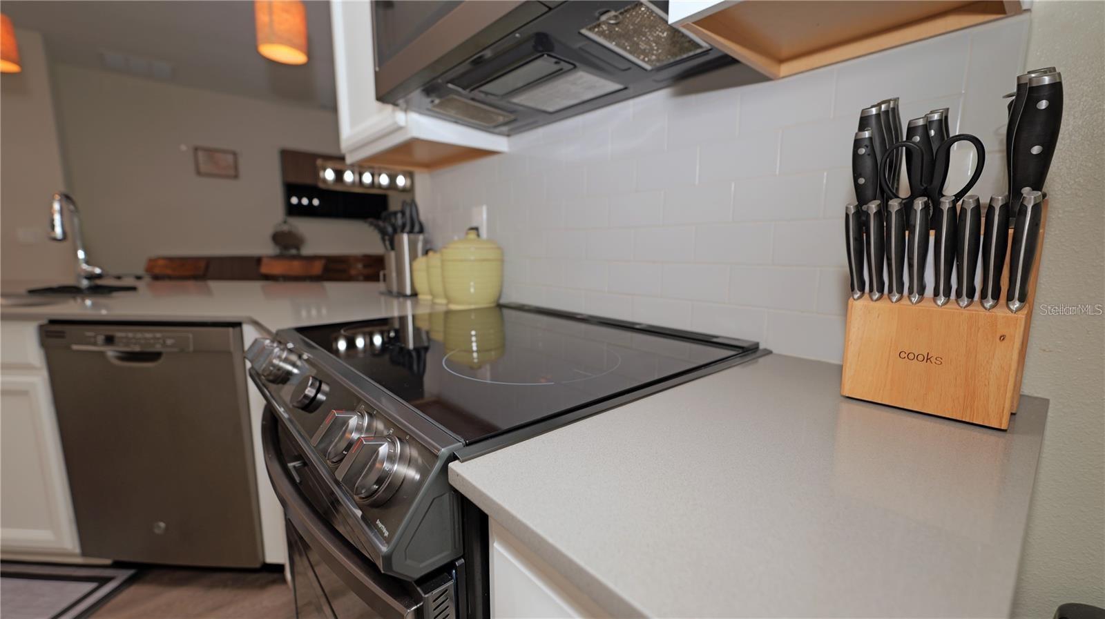 STONEYBROOK HILLS - Residential Lease