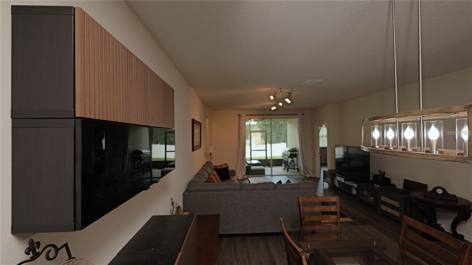 STONEYBROOK HILLS - Residential Lease