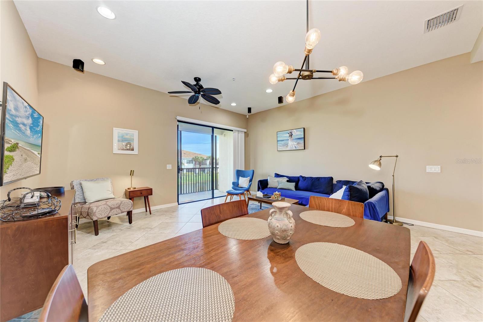 PALMA SOLA TRACE - Residential