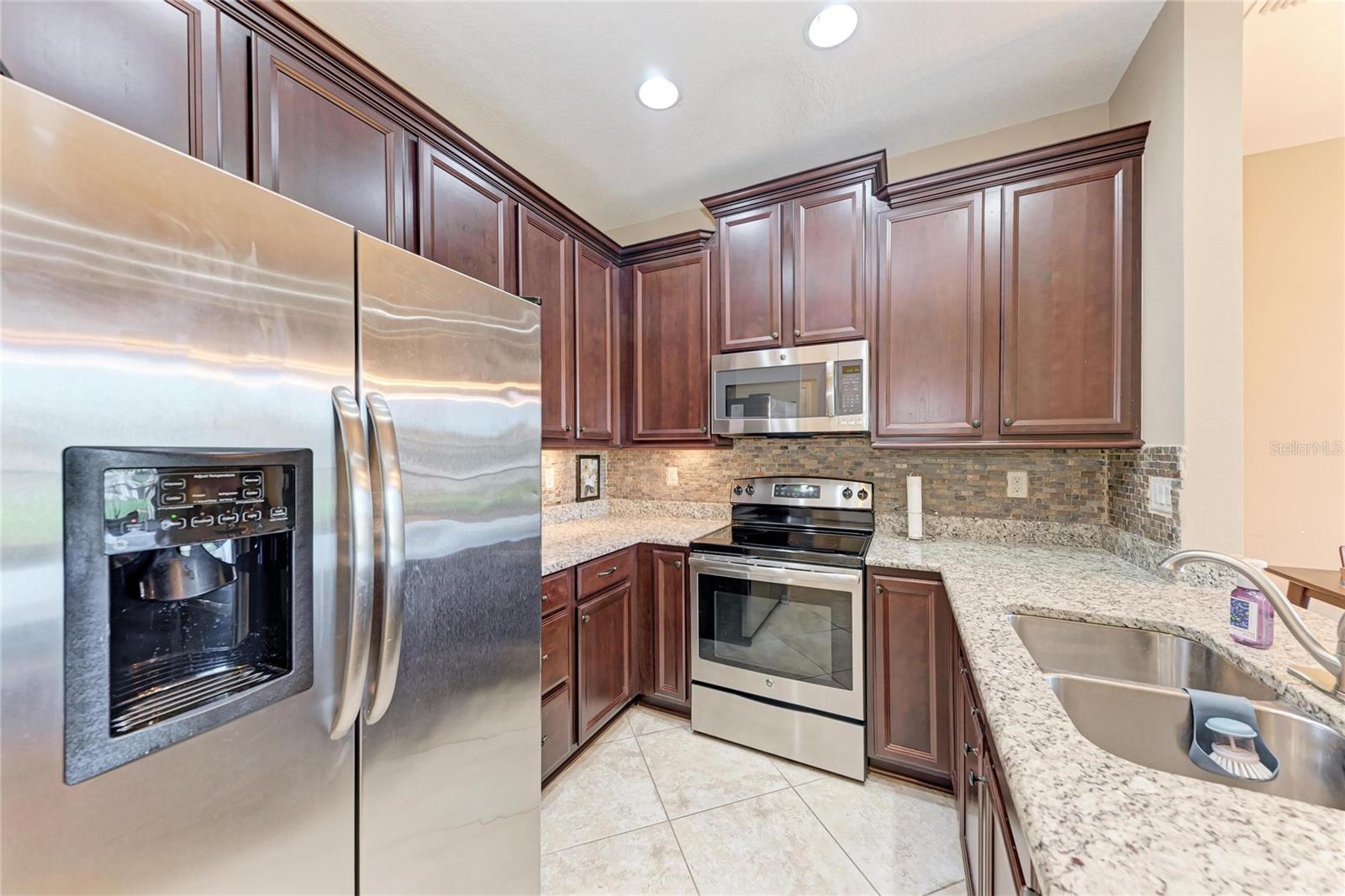 PALMA SOLA TRACE - Residential