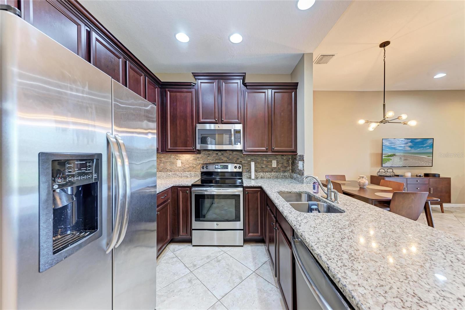 PALMA SOLA TRACE - Residential