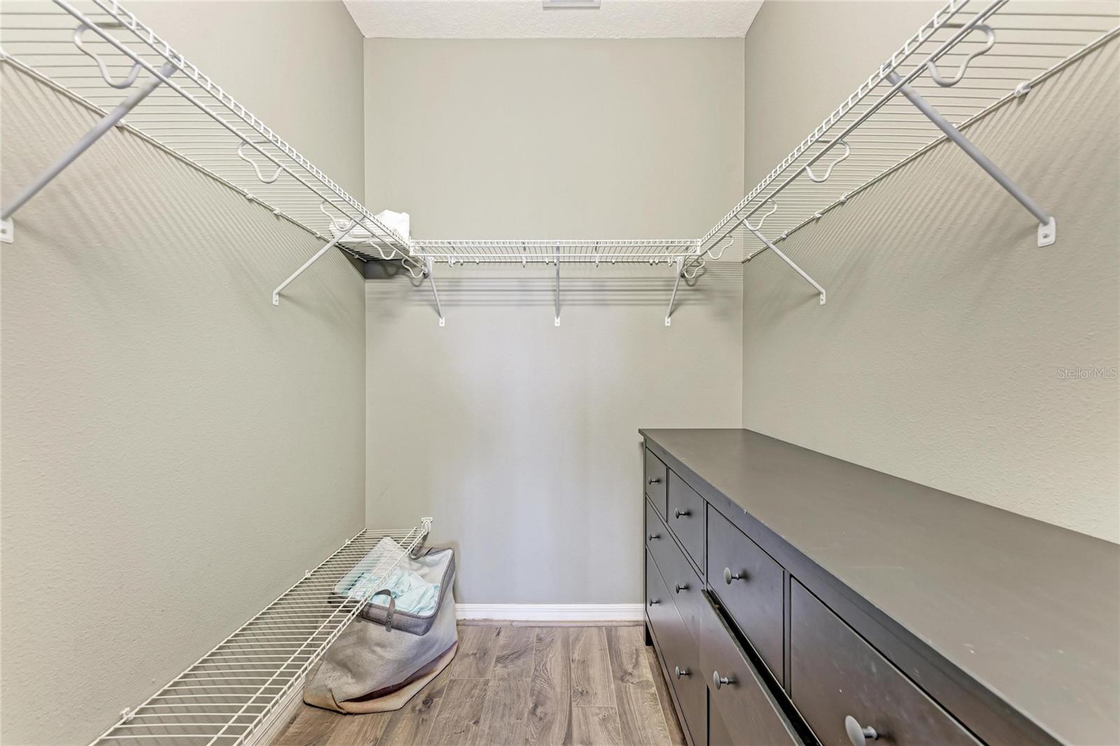 PALMA SOLA TRACE - Residential