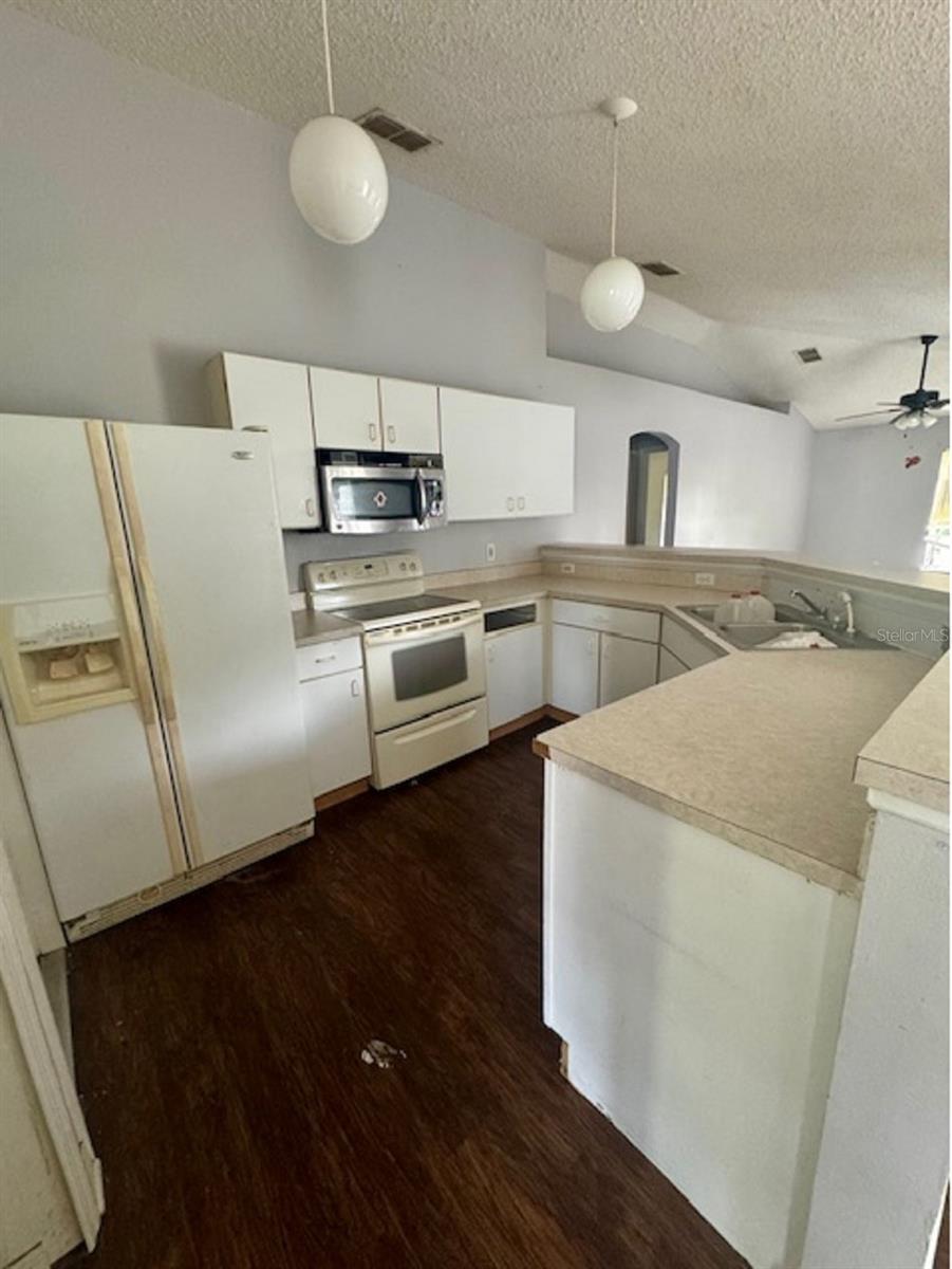 1362 COMERWOOD DRIVE
