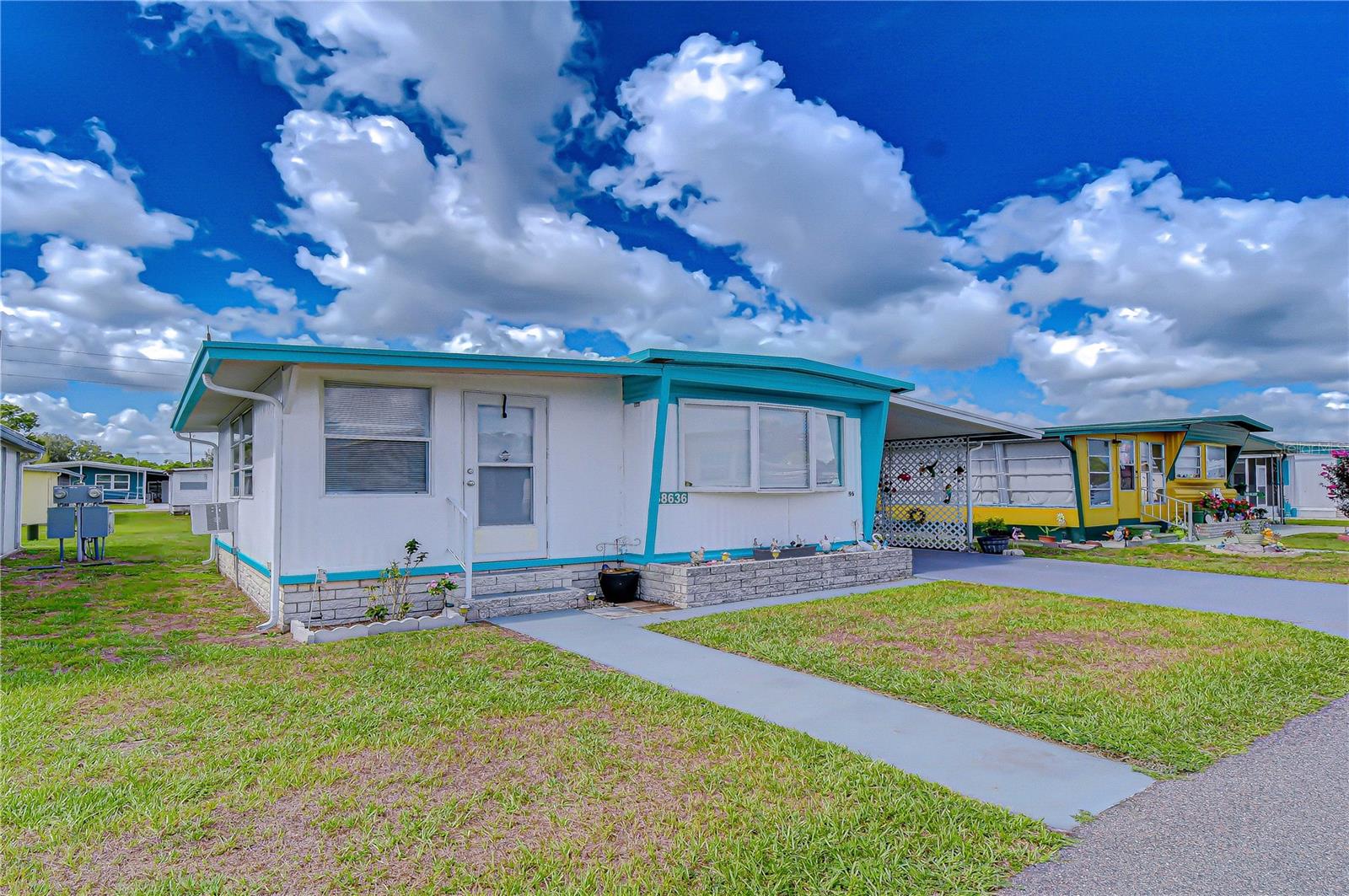 SLEEPY HOLLOW MOBILE ESTATES - Residential
