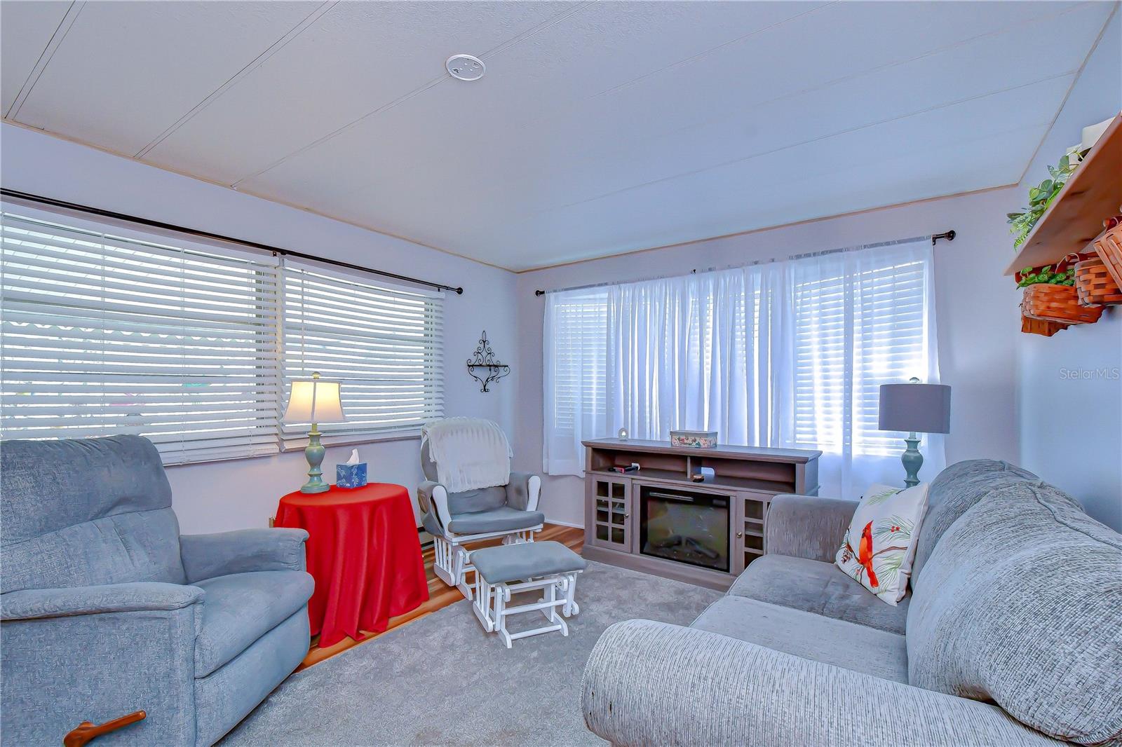 SLEEPY HOLLOW MOBILE ESTATES - Residential