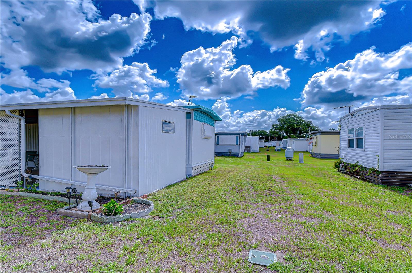SLEEPY HOLLOW MOBILE ESTATES - Residential