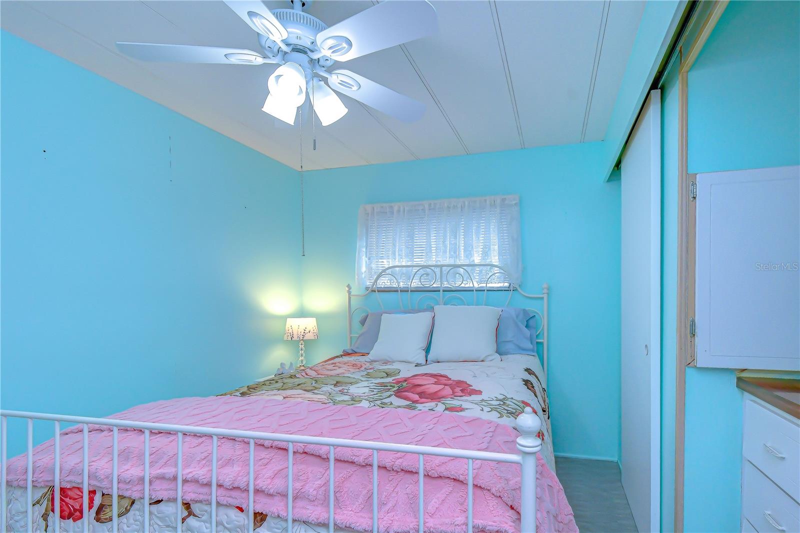 SLEEPY HOLLOW MOBILE ESTATES - Residential
