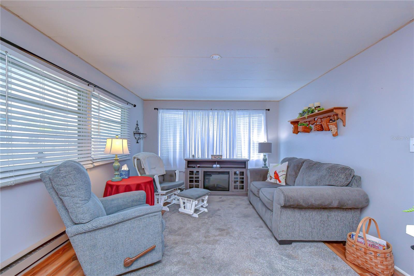 SLEEPY HOLLOW MOBILE ESTATES - Residential