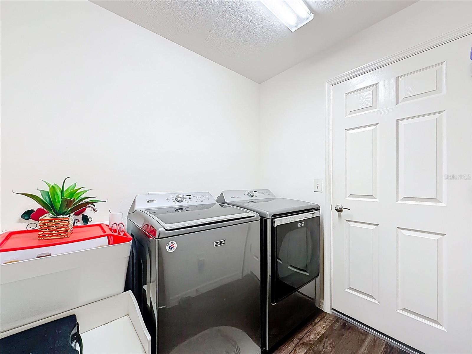 OXFORD OAKS PH 2 - Residential