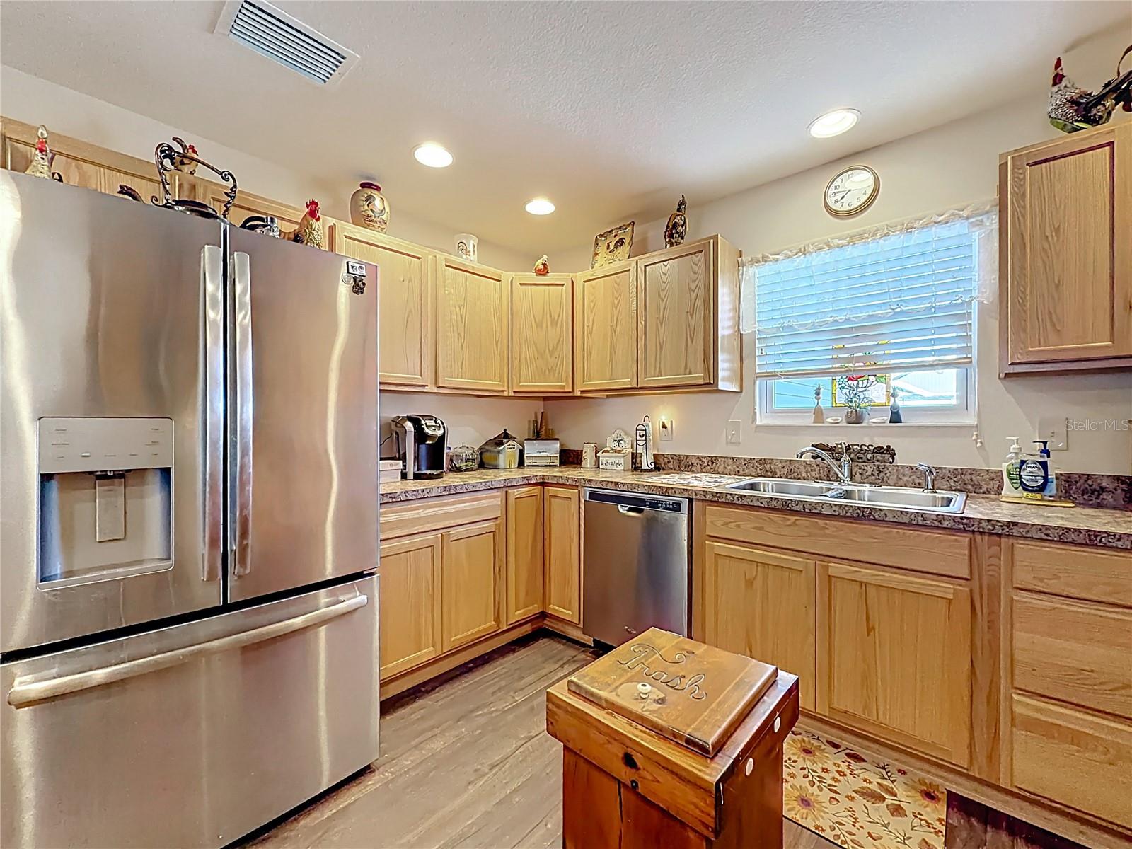 OXFORD OAKS PH 2 - Residential