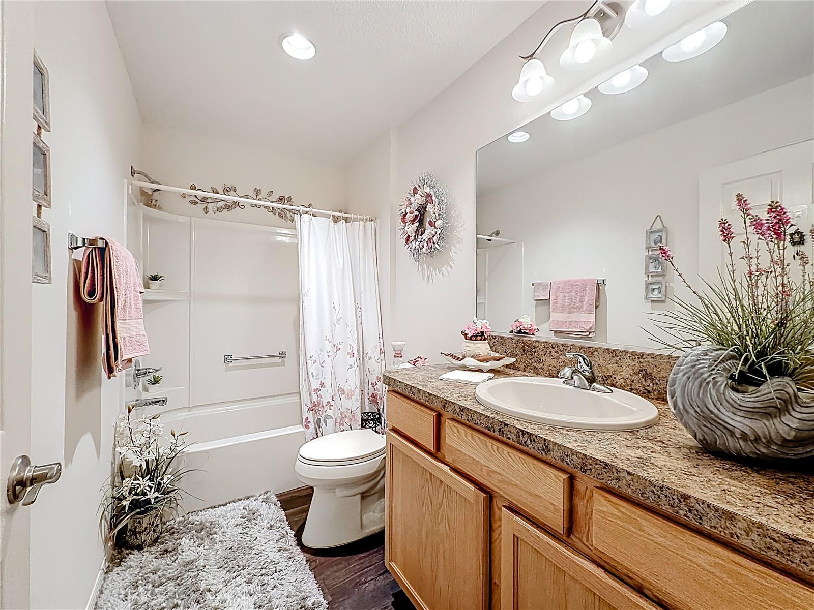 OXFORD OAKS PH 2 - Residential