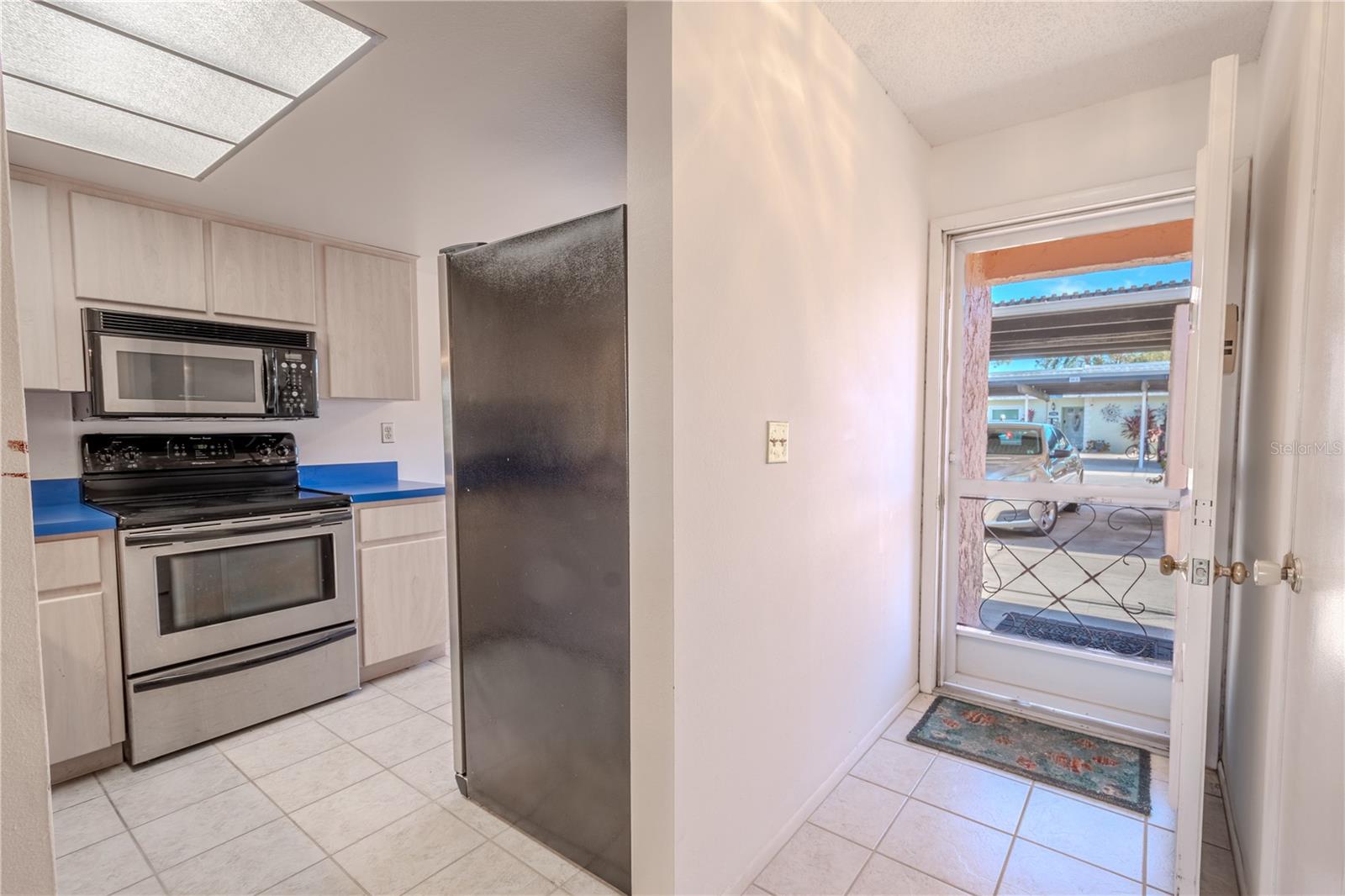 3743 TEESIDE DRIVE