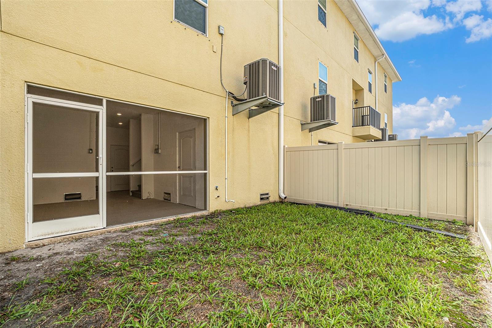 SEA FOREST BEACH CLUB - Residential