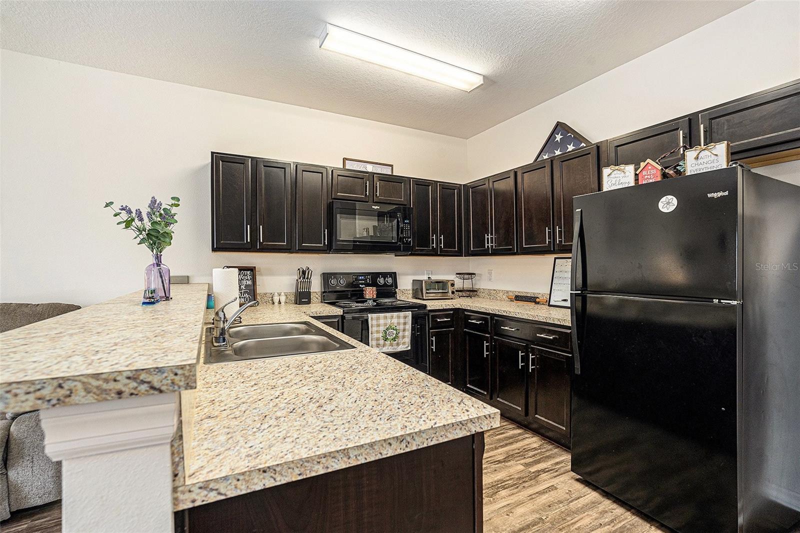 SEA FOREST BEACH CLUB - Residential