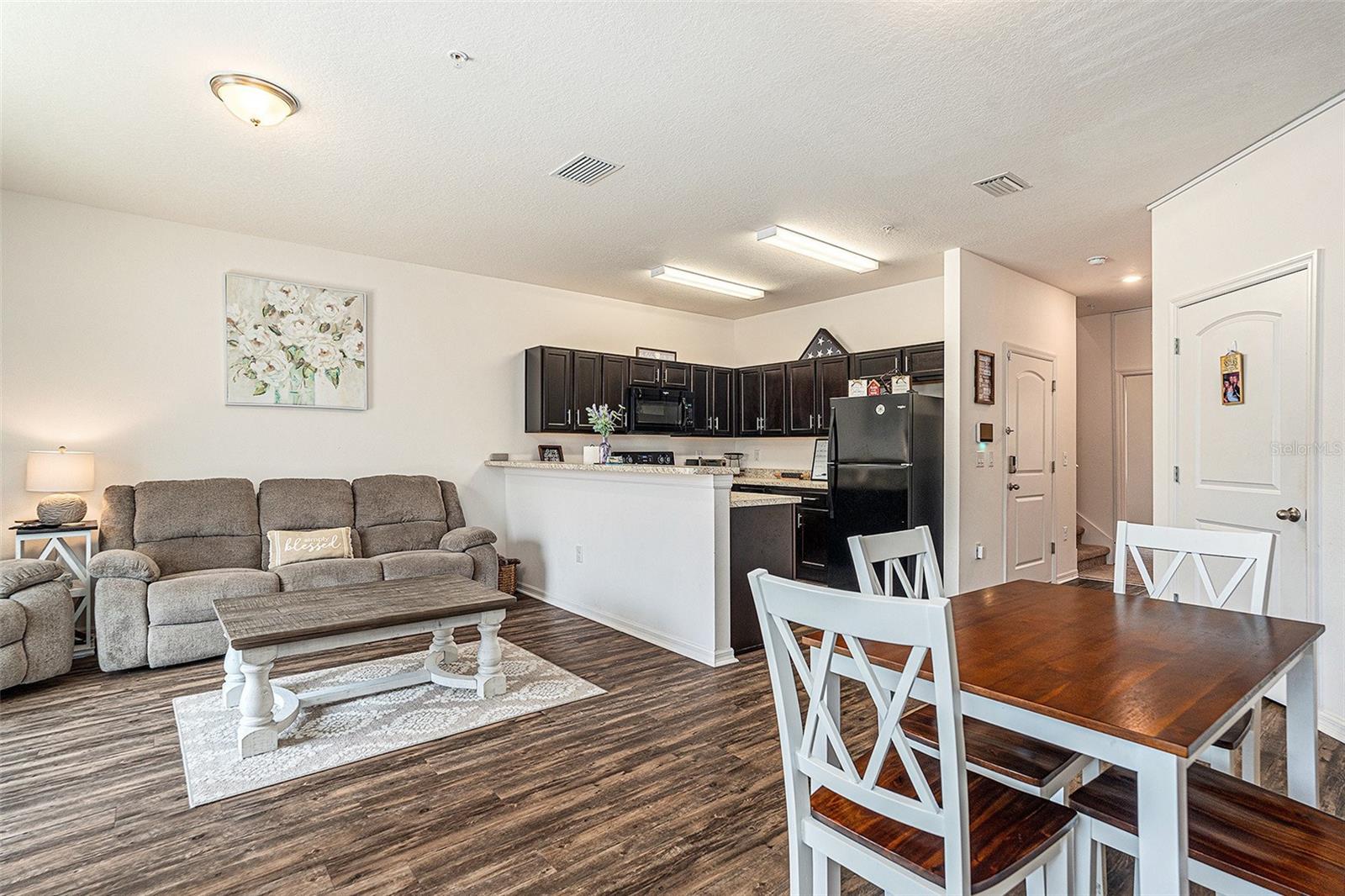 SEA FOREST BEACH CLUB - Residential