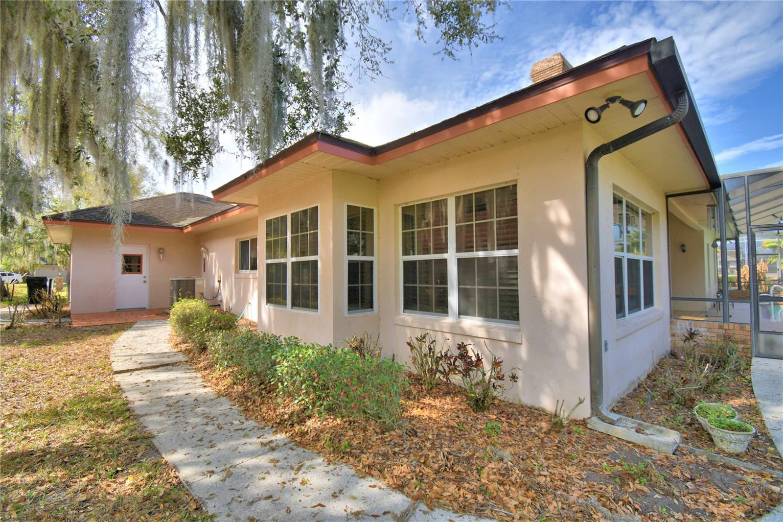 BRIDGEWATER - Residential