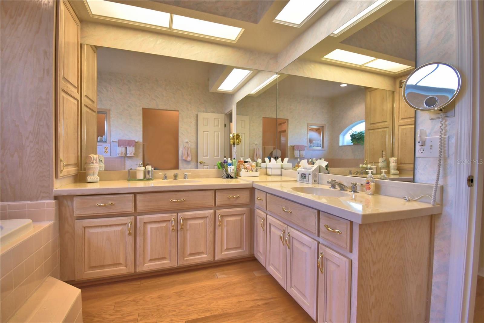 BRIDGEWATER - Residential