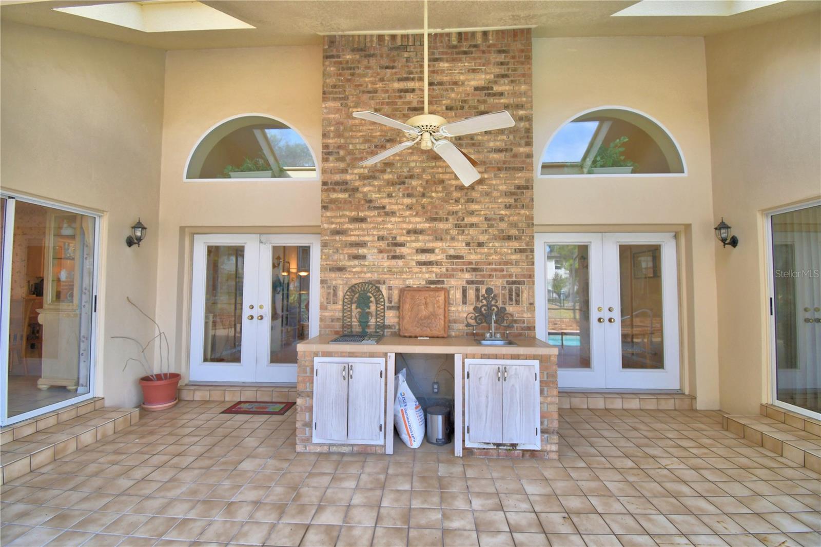 BRIDGEWATER - Residential