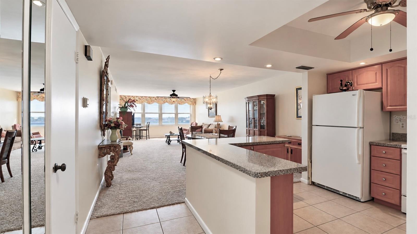 5200 BRITTANY DRIVE S 606